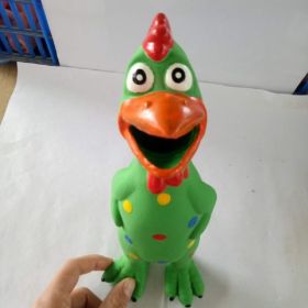 Screaming Chicken Squeaky Toy - Bite Resistant Dog Chew Toy (Color: Green)